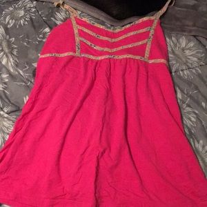 Pink tank top